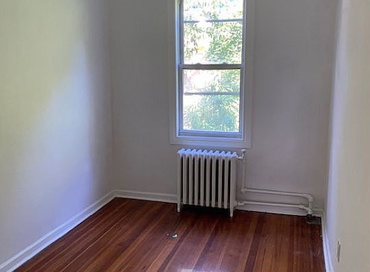 4th image of 64 Saint Pauls Ave Floor 2