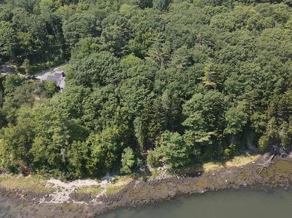 R1-137A Morningside Place, Stockton Springs, ME 04981