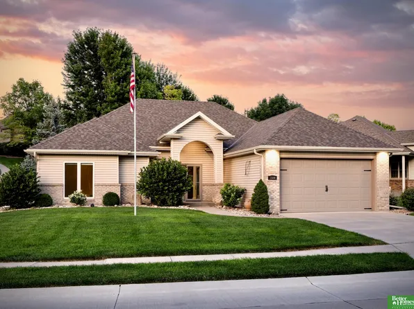 1509 S 190th Plz, Omaha, NE 68130