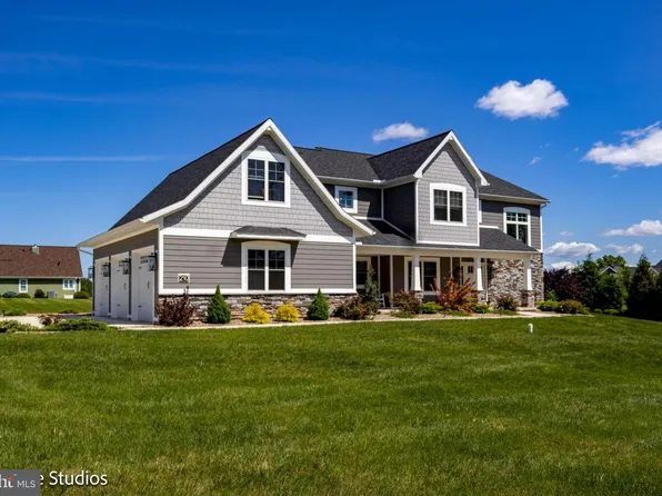 210 Windsor Way, Lewisburg, PA 17837