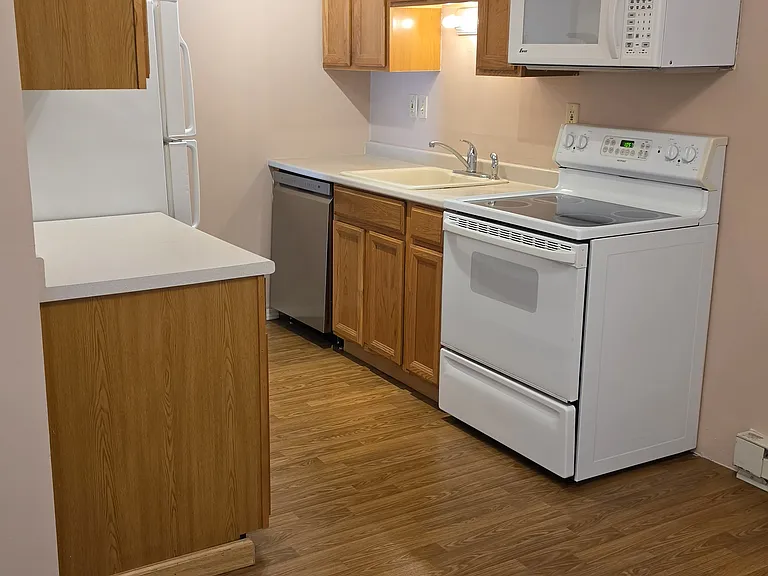 80 Damon Rd #7208 — Photo 20