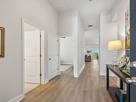 4th image of 218 Limestone Way