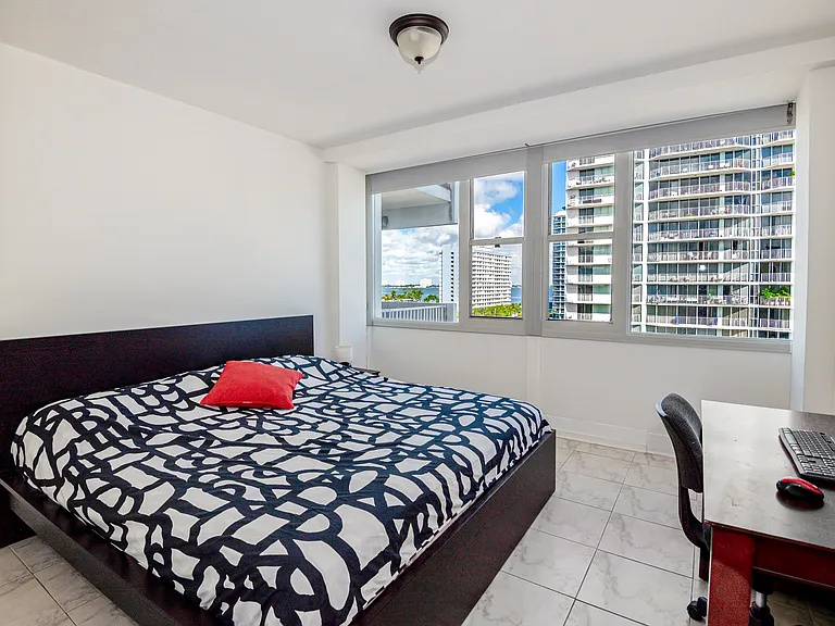 7545 E Treasure Dr #9B — Photo 6