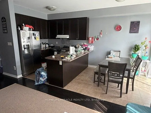 705 Sauve St — Photo 6