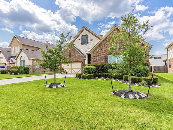 2nd image of 2979 Gibbons Hill Ln