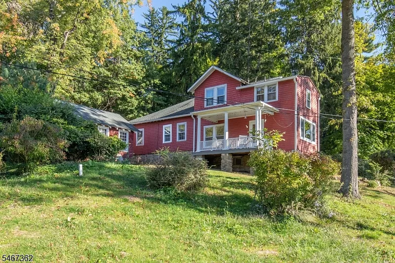 2 bed, 1.5 bath, $3,750 — Photo 4