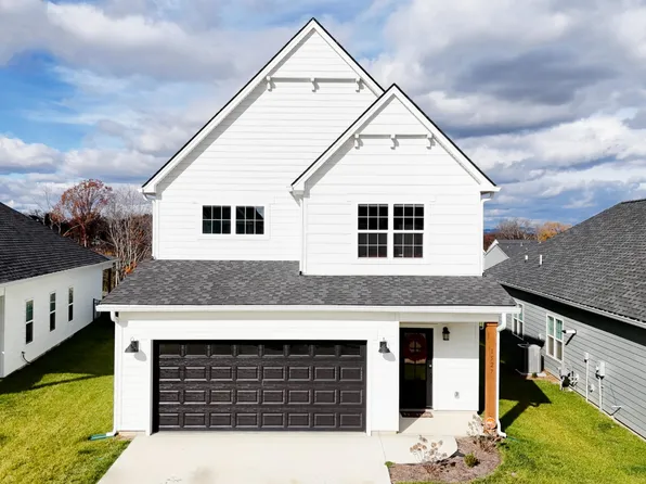 1527 Spring Berry Ln, Knoxville, TN 37924