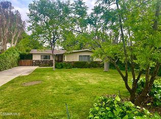 23223 Gonzales Dr, Woodland Hills, CA 91367