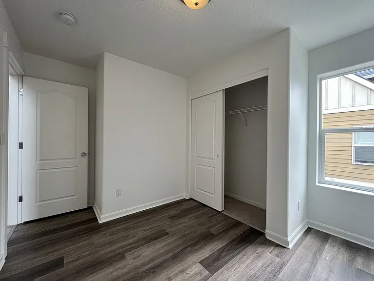 1517 SE 127th Ave #9 — Photo 25