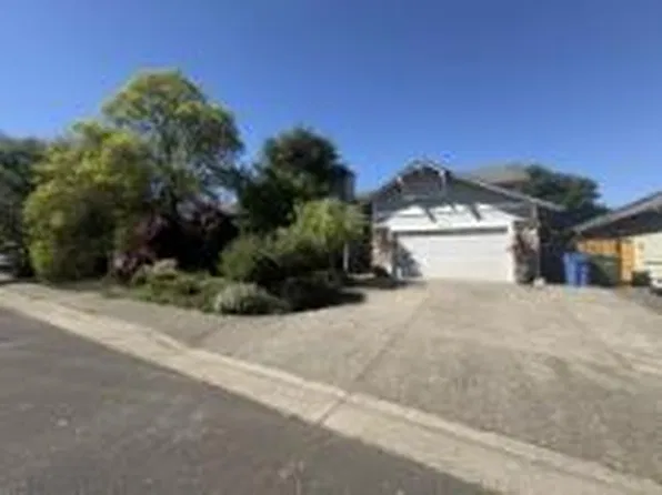 10991 Rio Ruso Dr, Windsor, CA 95492