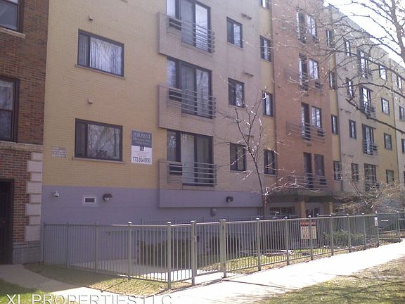 2nd image of 5423 N Winthrop Ave APT 204