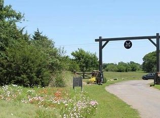 415 Sun Vall #32, Mabank, TX 75147