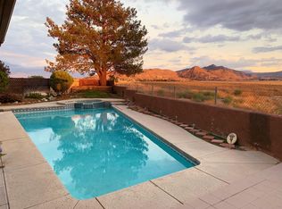 1557 Malachite St, Hemet, CA 92543