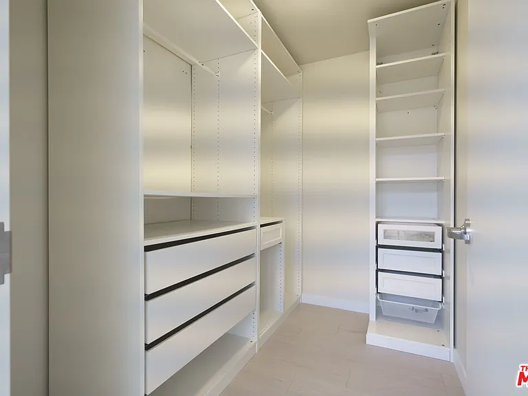 1100 S Hope St #716 — Photo 18