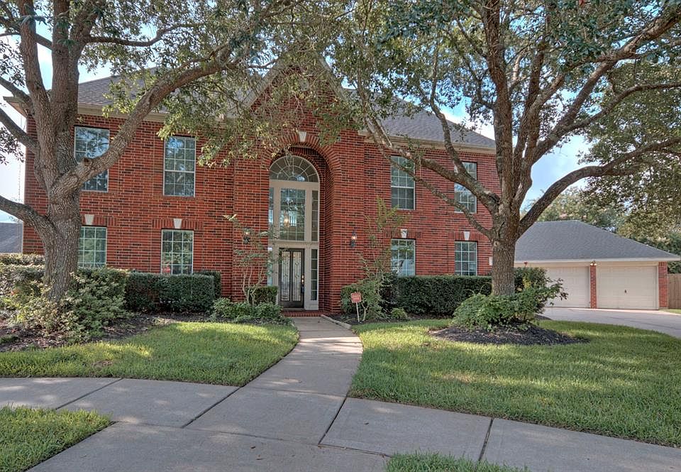 1st image of 2303 Primwood Ct