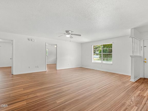 4th image of 2304 India Palm Dr