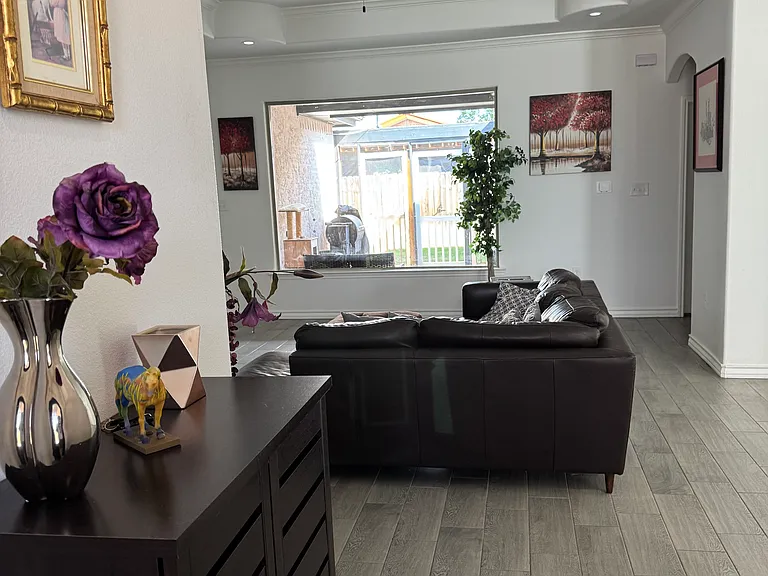 2403 Alamesa Dr — Photo 20