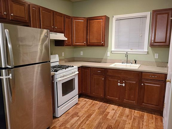 Kitchen with appliances