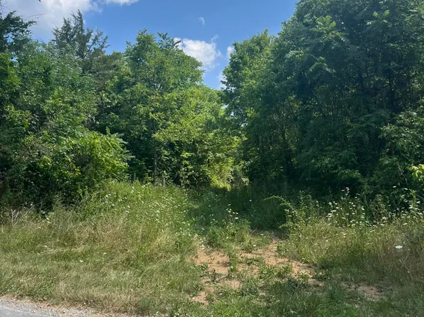 9999 Howell Ln, Stanford, KY 40484