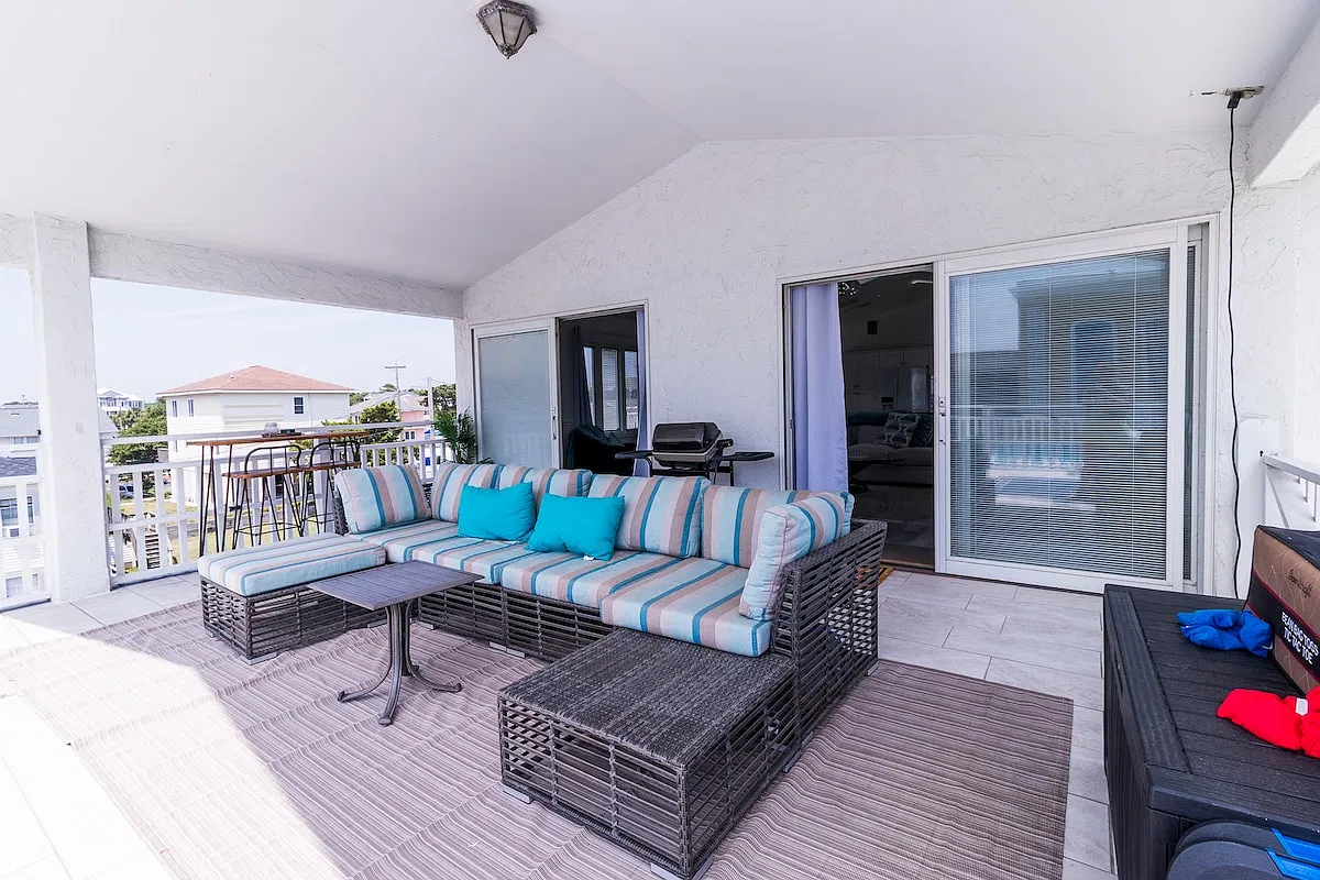 3 bed, 1600 sqft, $2,800 — Photo 3