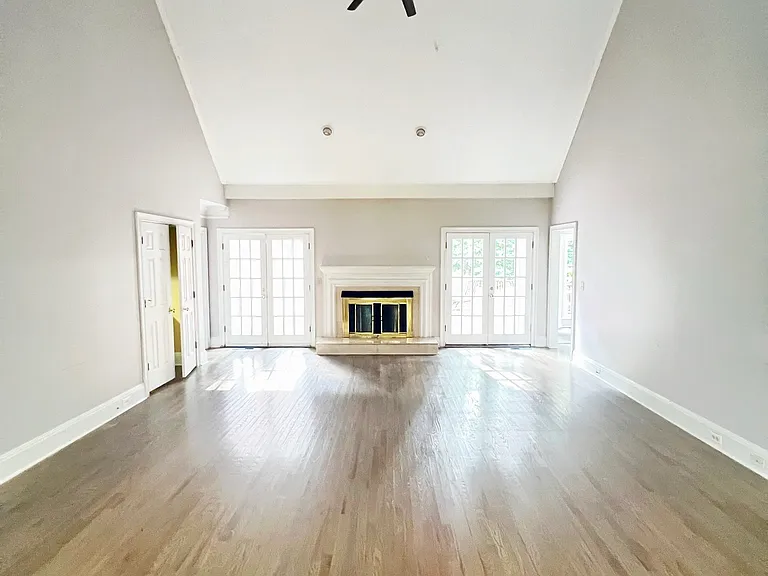 9620 Haverhill Ln — Photo 4