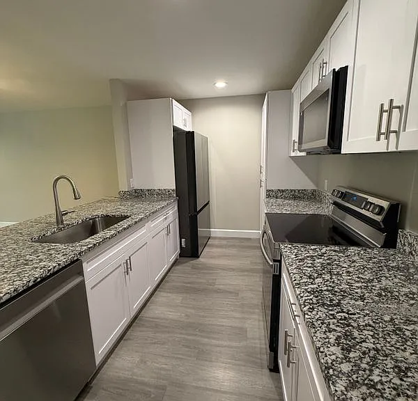 6003 Sisson Rd — Photo 24