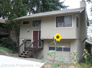 996 Sunset Dr, Springfield, OR 97477