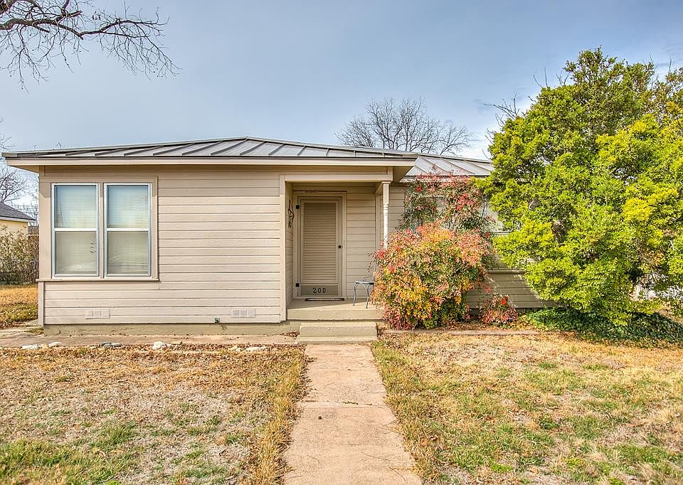 1st image of 200 Sharp Ave