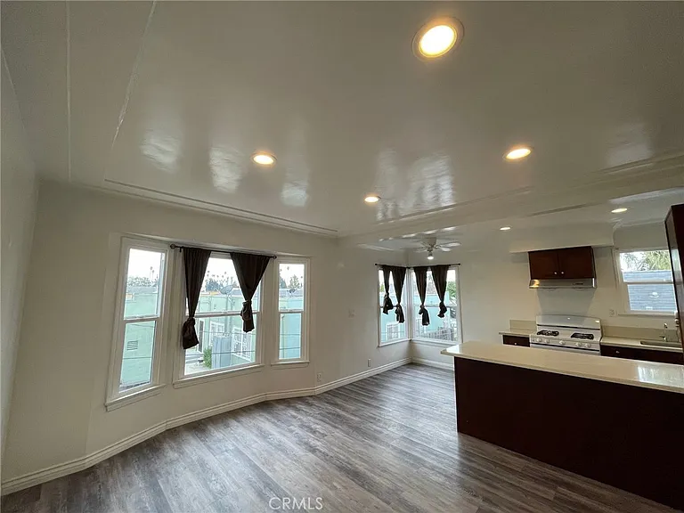 3968 Arlington Ave #1/2 — Photo 15