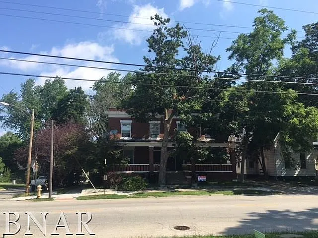 827-829 W Washington St photo 1