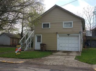 210 E 3rd St, Winchester, IN 47394