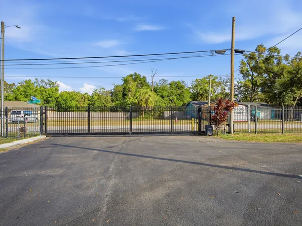 Lexington Court Community, 11738 N 14th St #11733D, Tampa, FL 33612