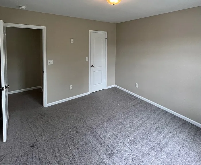15315 Edgewater Forest Ln — Photo 27