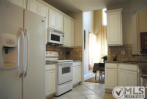 5th image of 4521 Woodsboro Ln