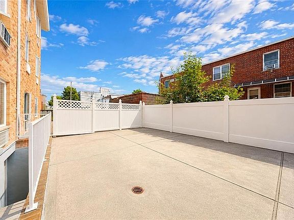 3rd image of 2286 80th St