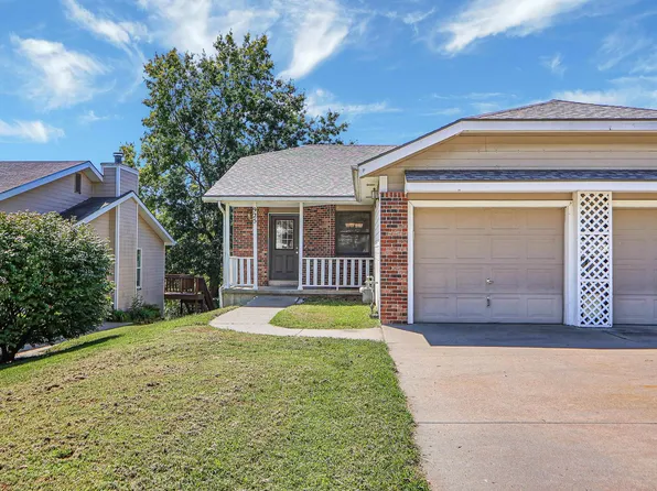 925 Connecticut Ave, Manhattan, KS 66502