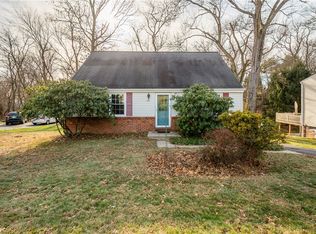 201 Kenney Dr, Sewickley, PA 15143