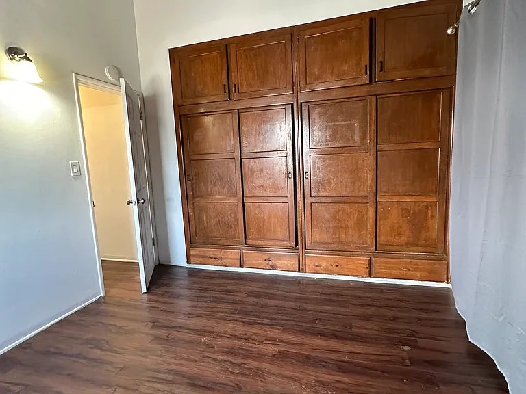 15502 S Castlegate Ave #A — Photo 3