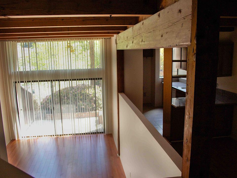 2nd image of 2719 Griffith Park Blvd APT C