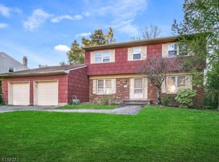 30 Divan Way, Wayne, NJ 07470