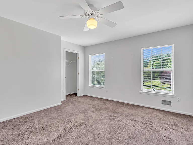 333 Nighthawk Ln — Photo 50