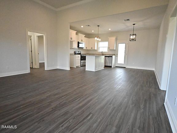 3rd image of 134 Grand Rue