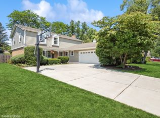 464 E Warwick Rd, Palatine, IL 60074