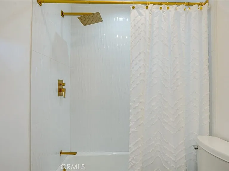 24306 Gilmore St — Photo 31