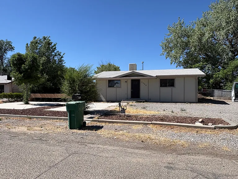 5308 Evans St — Photo 4