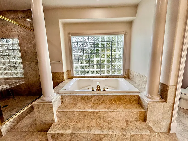 3014 NW Chapin Dr — Photo 29