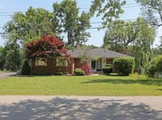 6623 Greene Haven Dr, Clarkston, MI 48348