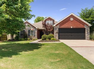 5209 W Cross Creek Blvd, Rogers, AR 72758