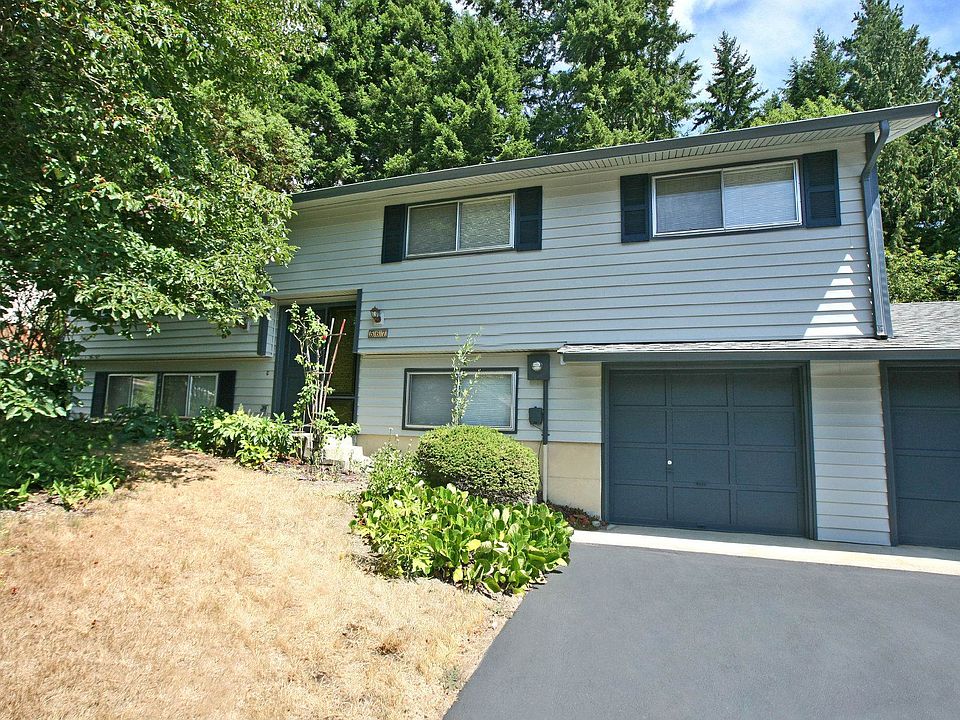 1st image of 567 NE Conifer Dr