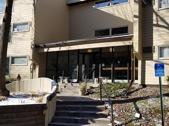 2nd image of 12600 Parkwood Dr APT 207